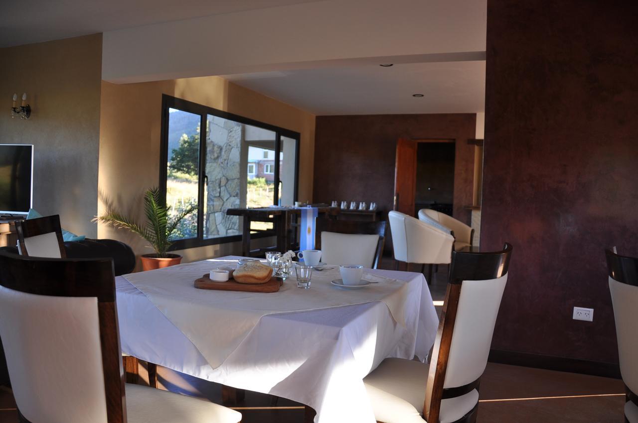 Hosteria La Chira San Martín de los Andes Exteriör bild